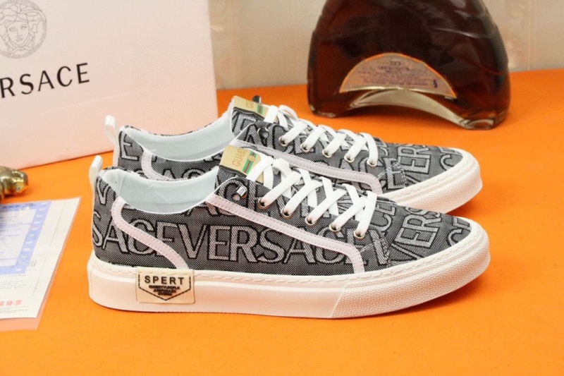 Givenchy Sneakers